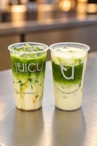 Hai ly matcha latte tại Juicy Signature Thái Nguyên